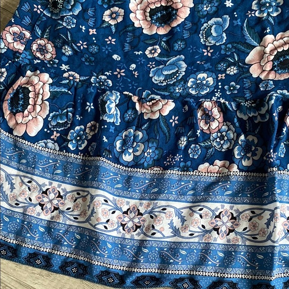 💜 Blue and Pink Floral Sundress - Picture 3 of 3